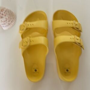 Women's Neida Eva Two Band Slide Sandals - Shade & Shore Yellow